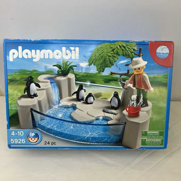 New PLAYMOBIL 5926 Vintage Zoo Penguin Exhibit Playset - Picture 1 of 7